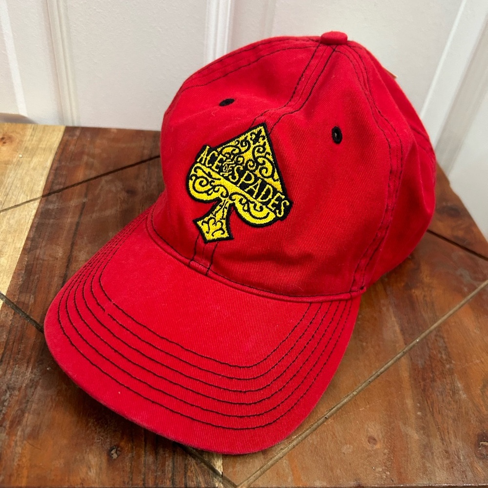 NWT Y2K grunge lucky brand red hat with black ace of spades